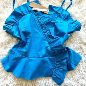 Ruffled cute blue top